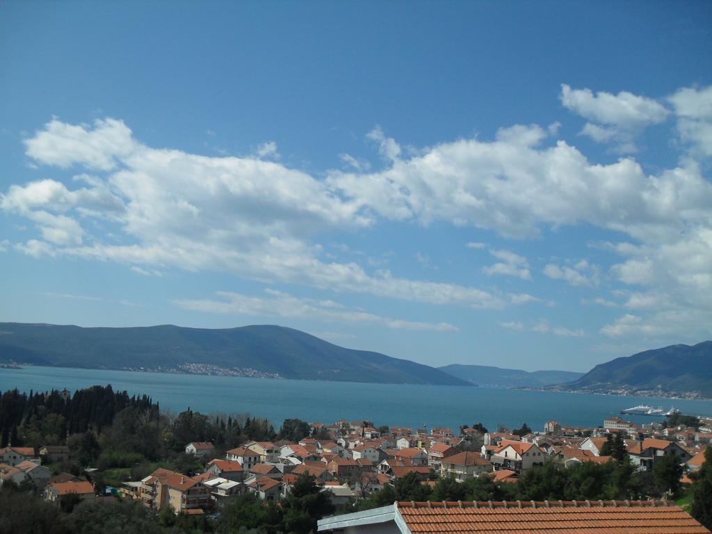Apartmani Petar Tivat Zewnętrze zdjęcie
